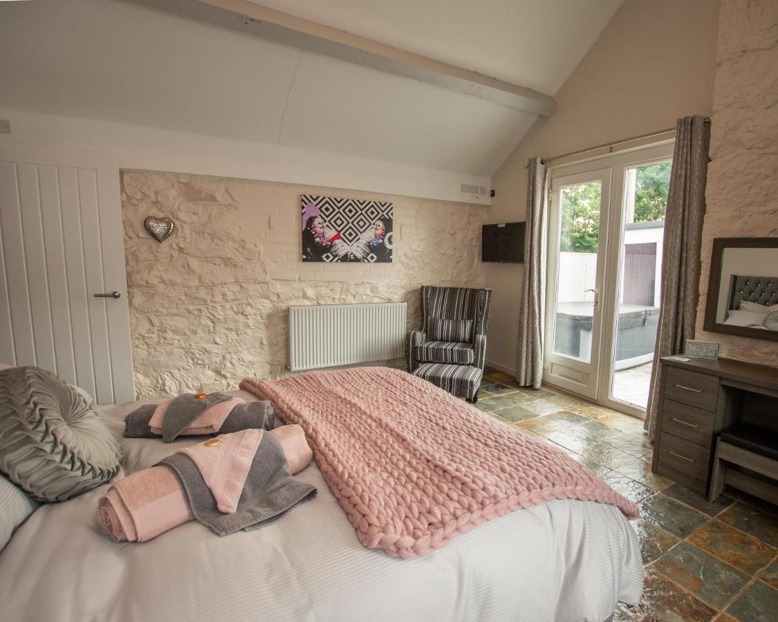 Dwylig Isa Holiday Cottages Rhuddlan Extérieur photo