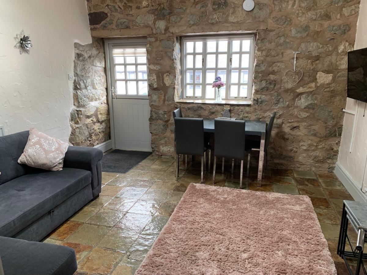 Dwylig Isa Holiday Cottages Rhuddlan Extérieur photo