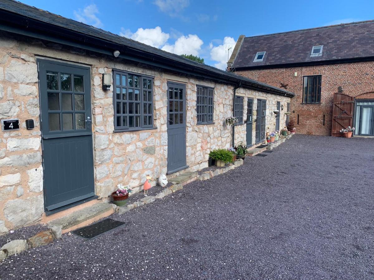 Dwylig Isa Holiday Cottages Rhuddlan Extérieur photo