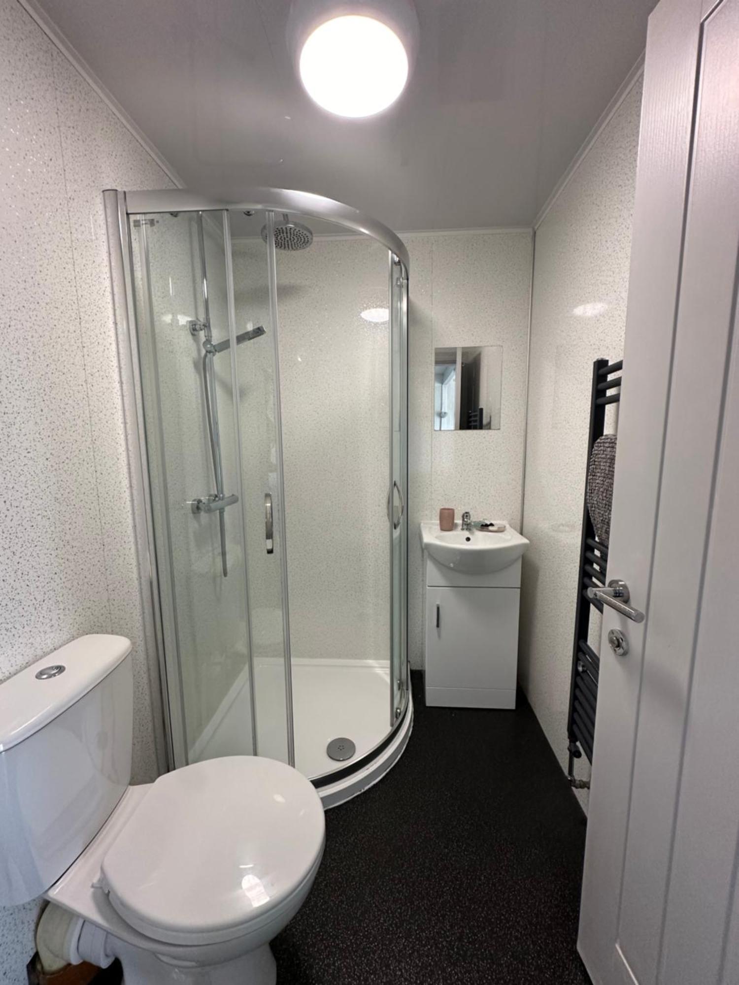 Dwylig Isa Holiday Cottages Rhuddlan Chambre photo
