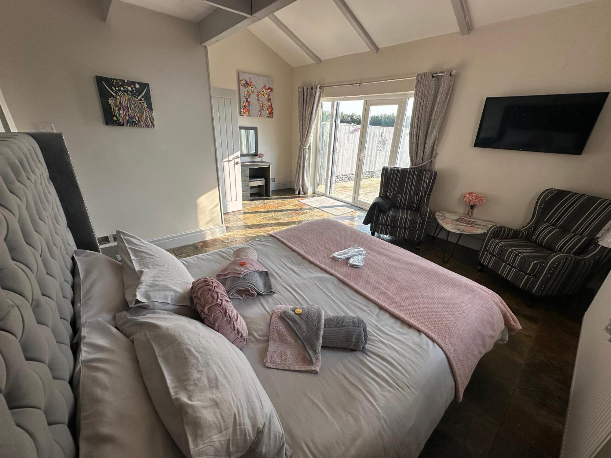 Dwylig Isa Holiday Cottages Rhuddlan Chambre photo