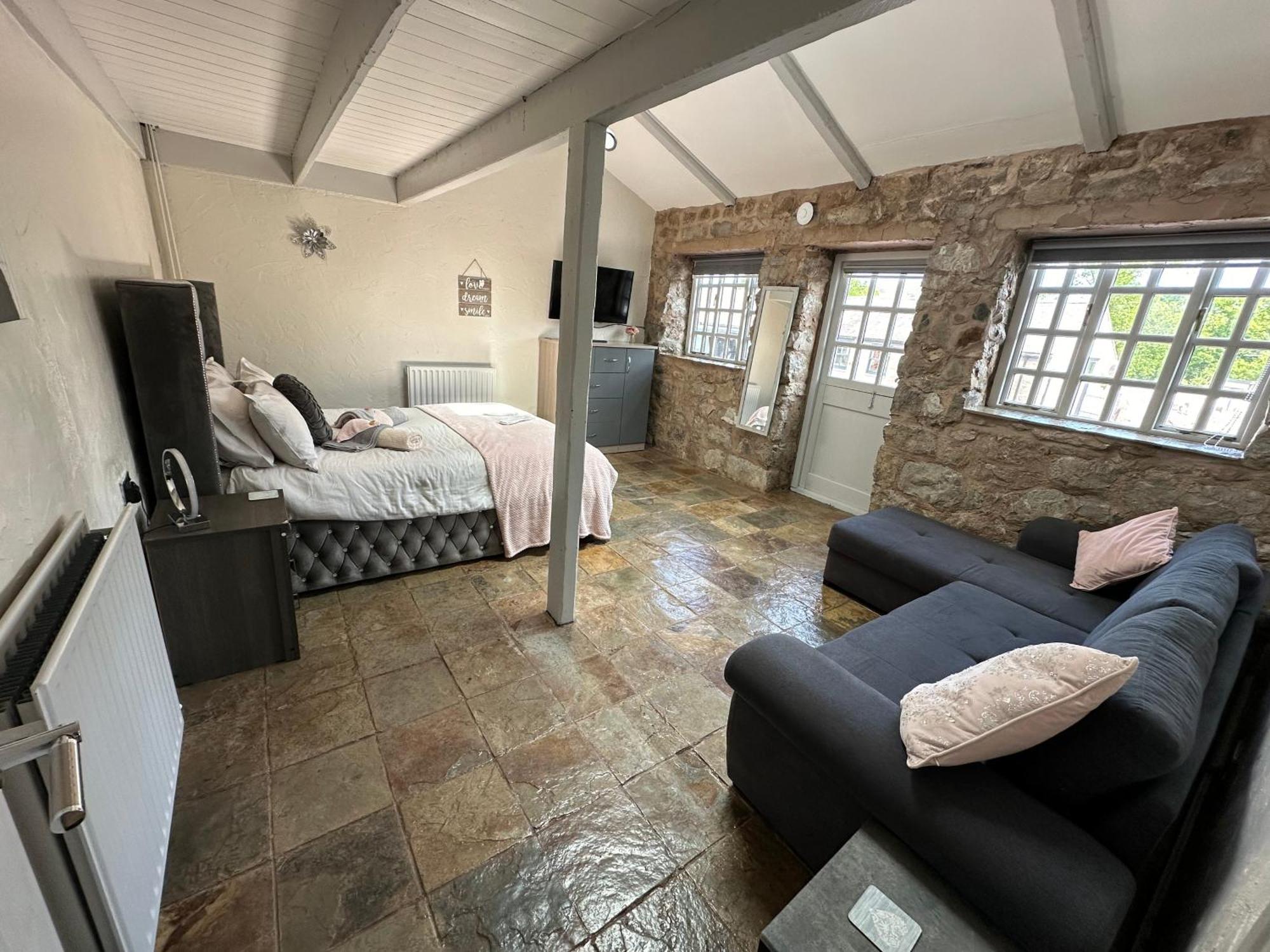Dwylig Isa Holiday Cottages Rhuddlan Extérieur photo
