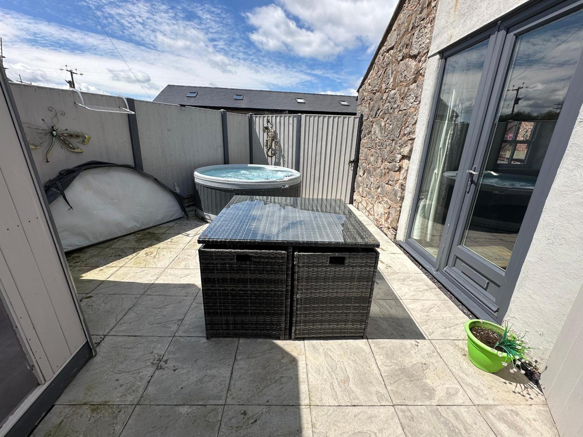Dwylig Isa Holiday Cottages Rhuddlan Extérieur photo